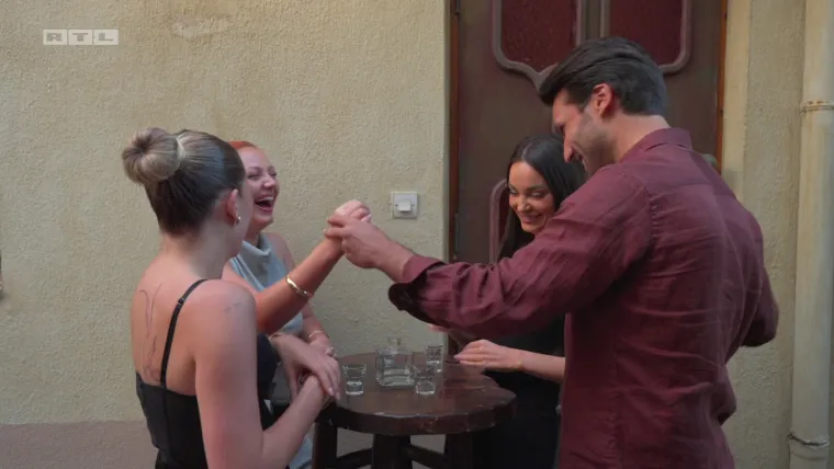 Nove tenzije u vili 'Gospodina Savr&scaron;enog': Nu&scaron;a je lo&scaron;e reagirala nakon &scaron;to je Petar na spoj odveo drugu djevojku