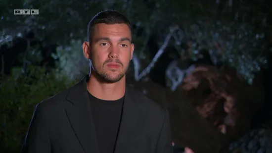 Jedna djevojka iskreno Karlu: 'Pred kamerama si druga osoba. Kao da vodim poslovni sastanak'