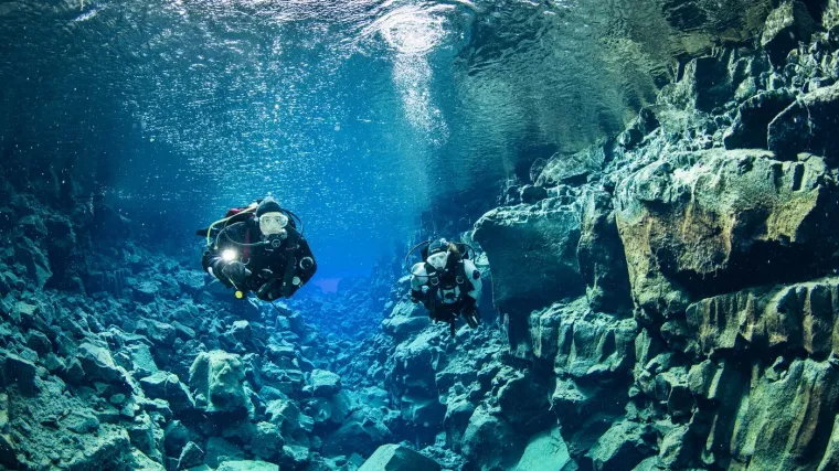 Ovdje možete roniti između dva kontinenta: Jedinstveni podvodni kanjon nastao nakon potresa