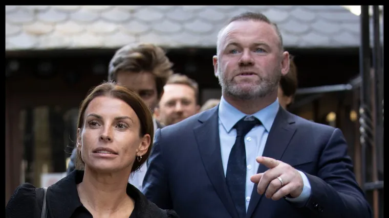 Wayne je opet posrnuo? Viđen u 3 ujutro s dvije žene: Coleen hoda okolo bez vjenčanog prstena