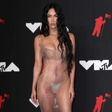 Megan Fox 'sru&scaron;ila' Instagram provokativnim fotografijama: Objavu lajkalo tri milijuna ljudi