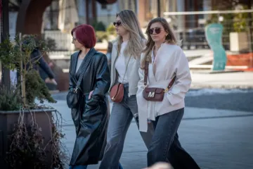 Dvije plavu&scaron;e zasjale na &scaron;pici: Usklađene kombinacije ukrale svu pažnju