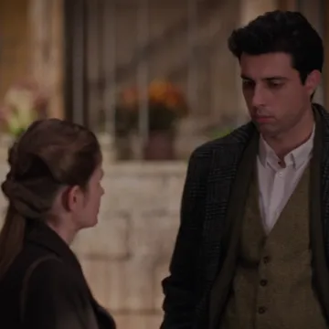 Katarina nađe Jasmina, on joj otkriva da nije otac Zorinog djeteta