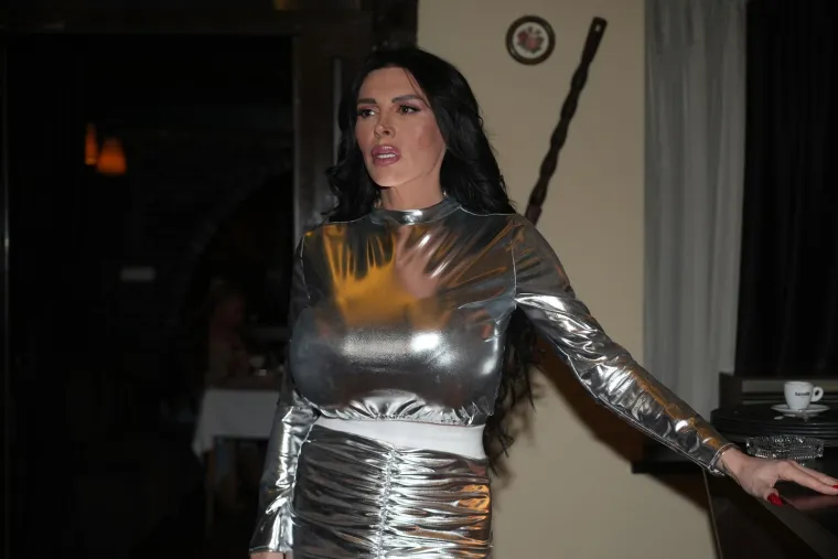 Ma je li ovo moguće? U javnost procurio navodni cjenik najpoznatije srpske prostitutke