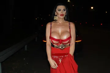 Ma je li ovo moguće? U javnost procurio navodni cjenik najpoznatije srpske prostitutke