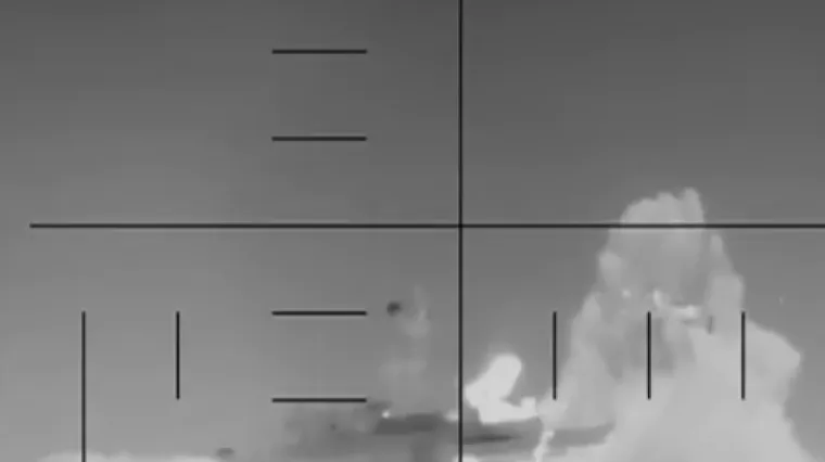 Pogledajte trenutak kad je torpedo raznio iranski ratni brod! Poginulo 80 ljudi: 'Tiha smrt'