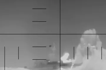 Pogledajte trenutak kad je torpedo raznio iranski ratni brod! Poginulo 80 ljudi: 'Tiha smrt'