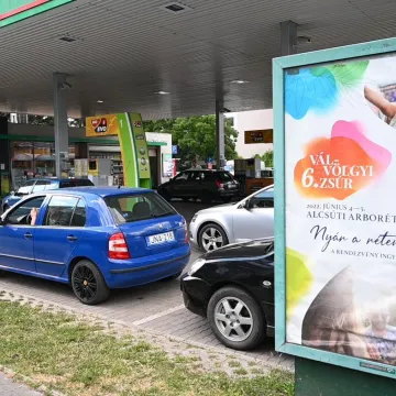 Susjedi s kanisterima idu na benzinsku: U samo tri dana poskupjelo je pet centi