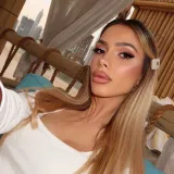 Tko je fatalna Sara? 'Zapela za oko' sinu Donalda Trumpa, uživa u luksuzu i osvaja izgledom