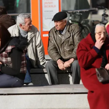 Uskrsnice stižu na adresu umirovljenika! Evo u kojem gradu mogu računati i na 120 eura