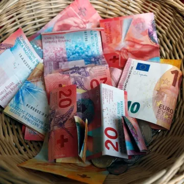 Uskrsnice stižu na adresu umirovljenika! Evo u kojem gradu mogu računati i na 120 eura