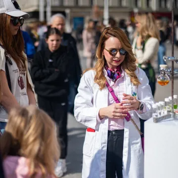 Znanost stiže na splitsku Rivu: 13 znanstvenica građanima otkriva tajne mora, medicine i tehnologije