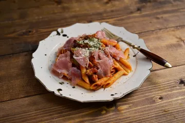 Recept za tjesteninu s pr&scaron;utom slavne kuharice: 'Jelo je gotovo za samo 15 minuta'