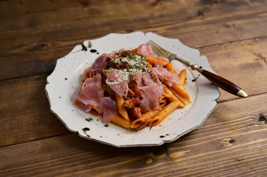 Recept za tjesteninu s pr&scaron;utom slavne kuharice: 'Jelo je gotovo za samo 15 minuta'