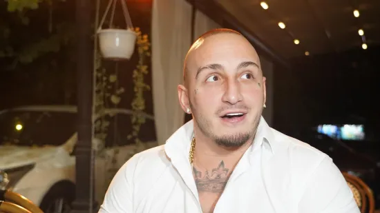 Vuk Mob pozirao u nacističkoj uniformi i vrijeđao Židove: Instagram odmah reagirao