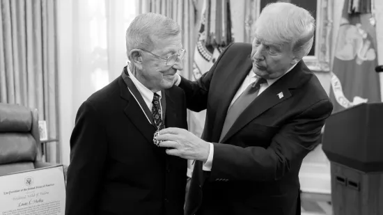 Umro je legendarni američki trener čiji su život obilježile kontroverze: Trump ga je obožavao