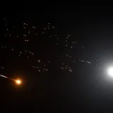 Izrael žestoko udario na Iran, jo&scaron; Hrvata pobjeglo iz ratne zone. Hezbolah poslao ozbiljno upozorenje