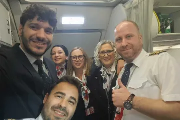 Kapetan Stjepan i posada vratili 157 Hrvata i beba kući iz ratnog pakla: 'Ovo je posebna odgovornost'