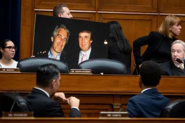 Objavljeni 'nestali' Epsteinovi dokumenti u kojima se spominje Trump. Žena svjedočila: 'Ugrizla sam ga...'