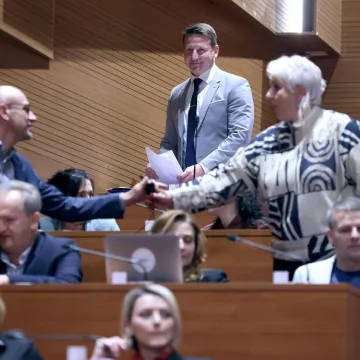 Plenković 'podebljao' većinu u Saboru: Ovaj zastupnik dignuo ruku taman kad je trebalo