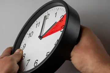 Uskoro počinje ljetno računanje vremena: Kazaljke pomičemo za sat unaprijed