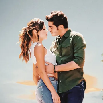 Za&scaron;to fanovi ne odustaju od Hande Er&ccedil;el i Buraka Deniza?