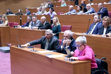 Sabor na rubu eskalacije, pogledajte snimku žestoke svađe: 'Pozovite osiguranje!'