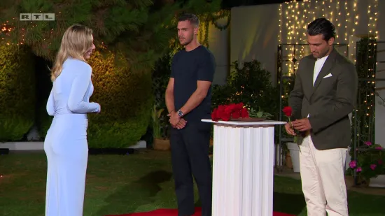 Jelena odlučila slijediti svoje srce i odbiti Petrovu ružu: 'Ti si fantastičan dečko, ali sviđa mi se Karlo'