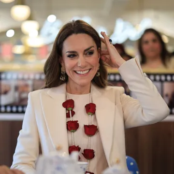 Kate Middleton bosa zaplesala u hramu, a svijet se zgraža: 'Mogla je barem skratiti nokte'