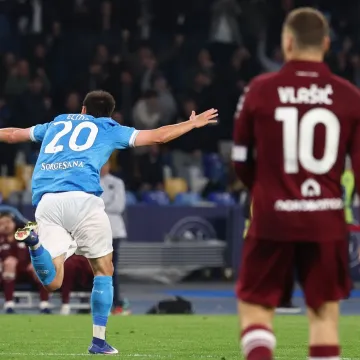 Hrvatski dvojac u akciji: Vla&scaron;ić startao, a Kulenović u&scaron;ao s klupe u porazu Torina od Napolija