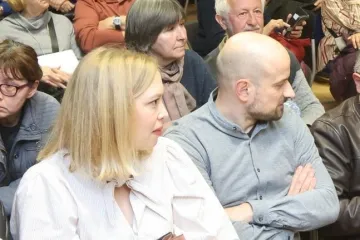 Tko je samozatajna supruga Vojka V? Ukrala show na događaju njegove mame