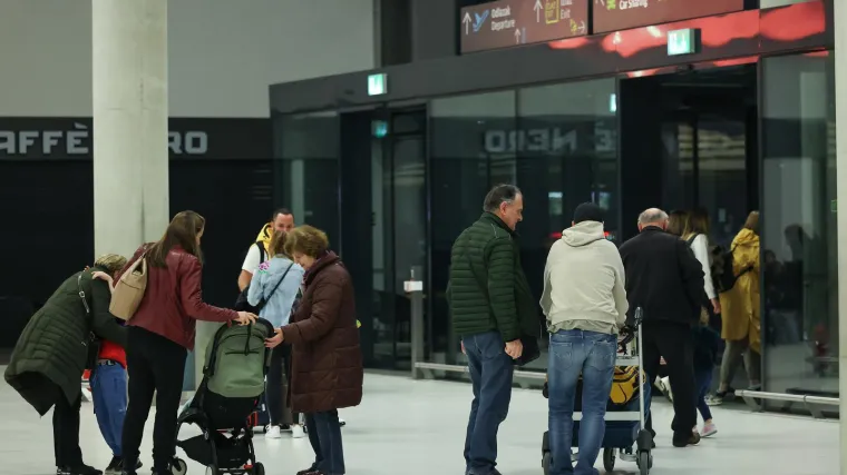 Avion iz Rijada uskoro stiže u Zagreb, ovo su detalji: Kući se vraća 123 Hrvata