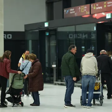 Avion iz Rijada uskoro stiže u Zagreb, ovo su detalji: Kući se vraća 123 Hrvata