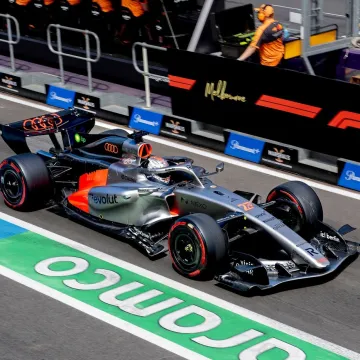 Kakvi &scaron;okovi prije prve utrke: Nakon domaćeg junaka, jo&scaron; jedan bolid se ugasio