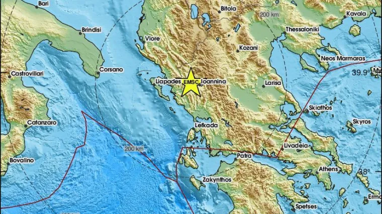 Jak potres pogodio Balkanski poluotok: Stanovnici istrčali iz svojih domova