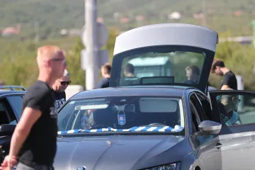 Pogledajte kako su Bad Blue Boysi 'preuzeli' Split prije derbija! Ori se Thompson