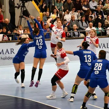 Težak poraz hrvatskih rukometa&scaron;ica u Francuskoj