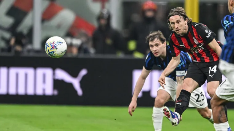 Veliko slavlje Modrića: Milan sru&scaron;io Sučićev Inter i održao san o naslovu prvaka na životu