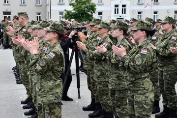 Počinje obvezni vojni rok: Mlade ročnike dočekuju Anu&scaron;ić i Kundid