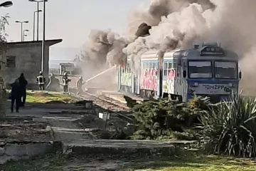 Stra&scaron;ni prizori na istoku Hrvatske, buktinja gutala putnički vlak: Doznajemo detalje