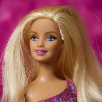 Koliko znate o kultnoj lutki Barbie? Uz nju su odrasle generacije, a i danas je popularna