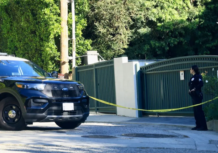 Susjedi otkrili detalje pucnjave na Rihanninu kuću: 'Čulo se bam, bam! Bilo je zastra&scaron;ujuće'