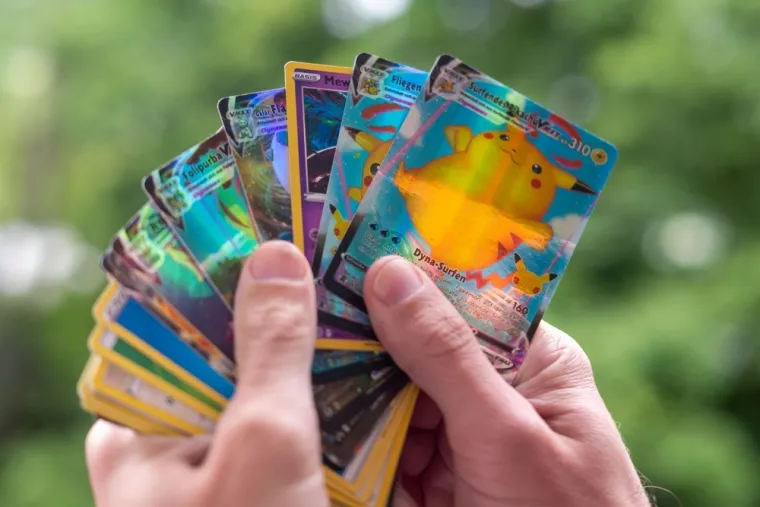 Provjerite ladice! Jedna Pok&eacute;mon karta prodana je u vrijednosti od dvije luksuzne vile