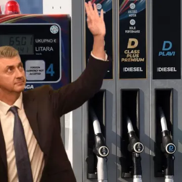 Sjećate li se koliko smo plaćali gorivo prije točno godinu dana? Mnoge bi ovo moglo iznenaditi