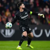 Golman ispucao loptu i razbio susjedu prozor