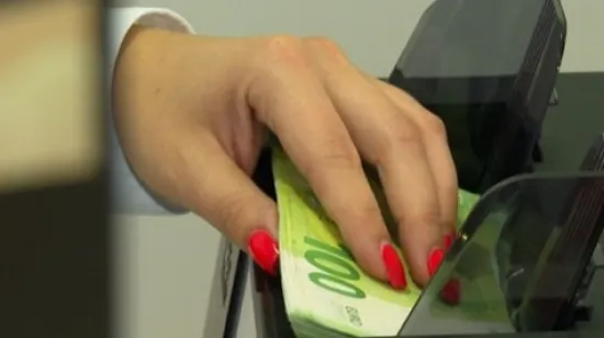 Dobra vijest za građane! Ograničava se moć banaka, nema vi&scaron;e sitnih slova, ali i mnogo bitnije stvari