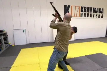 Reporter Direkta isprobao vje&scaron;tinu koja će mladim ročnicima ostati urezana u mi&scaron;ićima za cijeli život