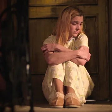 Katarina se odluči suočiti sa Zorom i otkriti joj &scaron;okantnu tajnu: 'Ne zna&scaron; cijelu priču, Nikola ti je možda rođak'