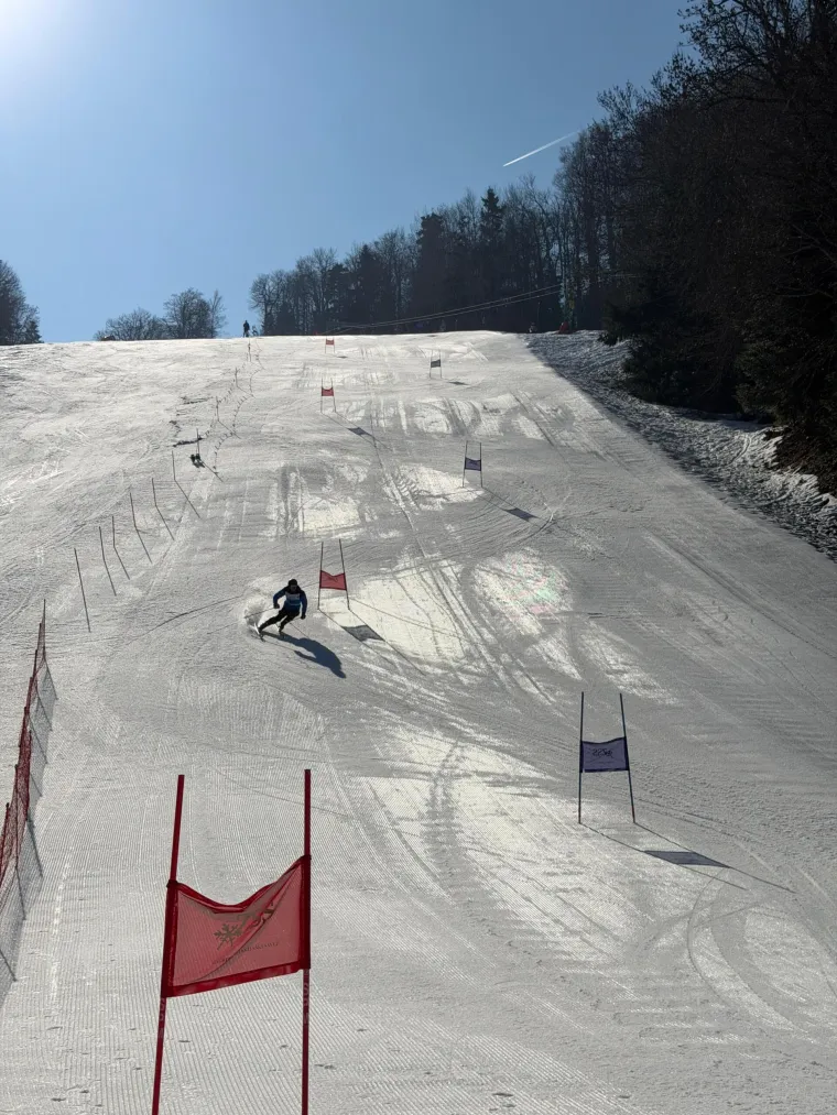 Humanitarni događaj okupio je skija&scaron;e amatere, iskusnije skija&scaron;e, ali i brojne ljubitelje dobre atmosfere