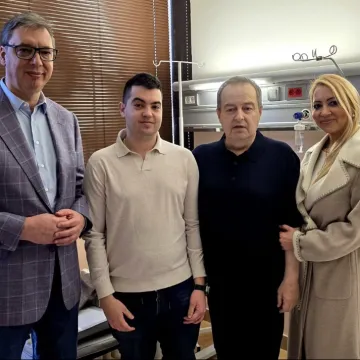 Dačić iza&scaron;ao iz bolnice, evo &scaron;to je poručio nakon borbe za život na respiratoru